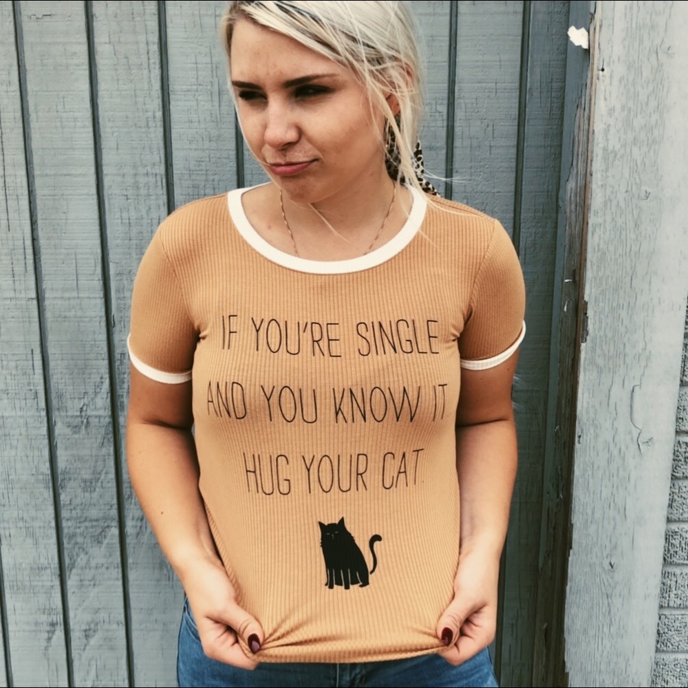 Funny cat single shirt graphic tee